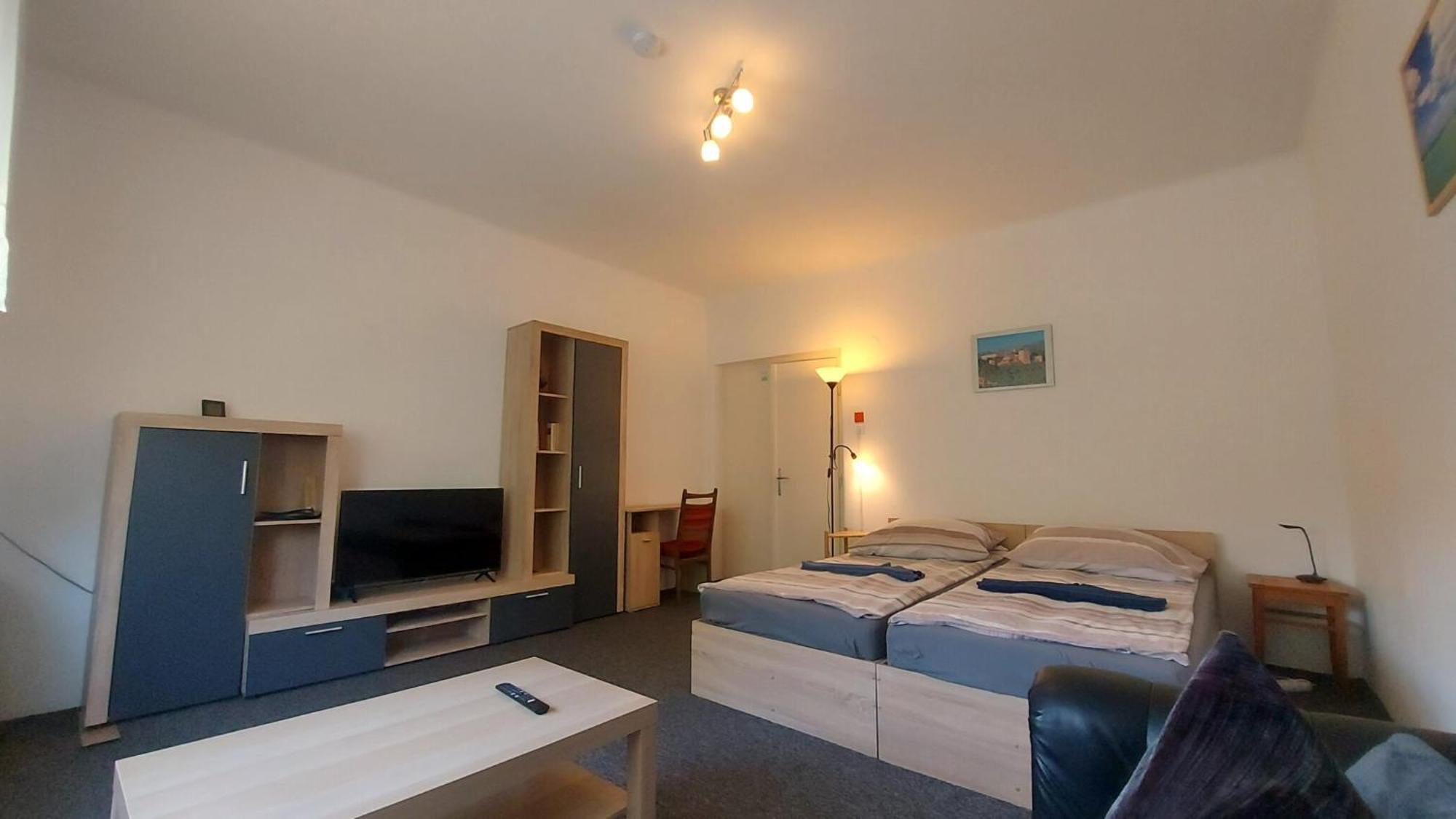 Setany Apartmanhaz Fonyod Luaran gambar